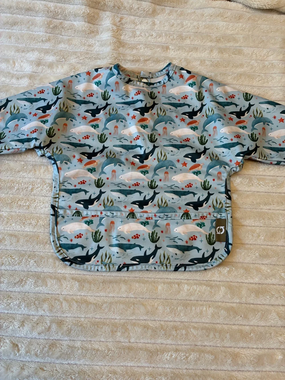 Kindthing Wildwoven Long-Sleeve Smock Bib 🐋🌊 – Rare Orca Print
